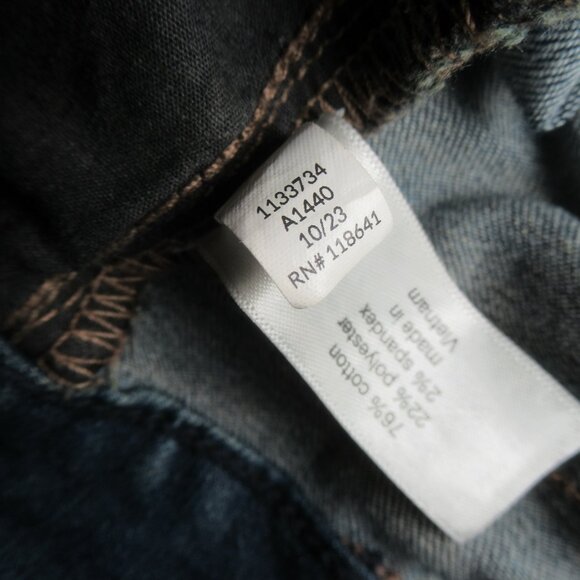 Lane Bryant High-Rise Curvy Fit Bootcut Jeans | Size 16 - Picture 9 of 10